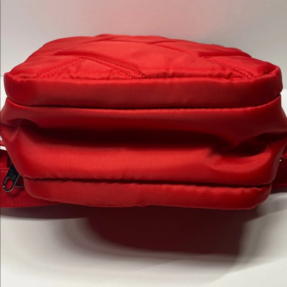 Lug Skeeter Bridge-Poppy Red - Picture 3 of 9